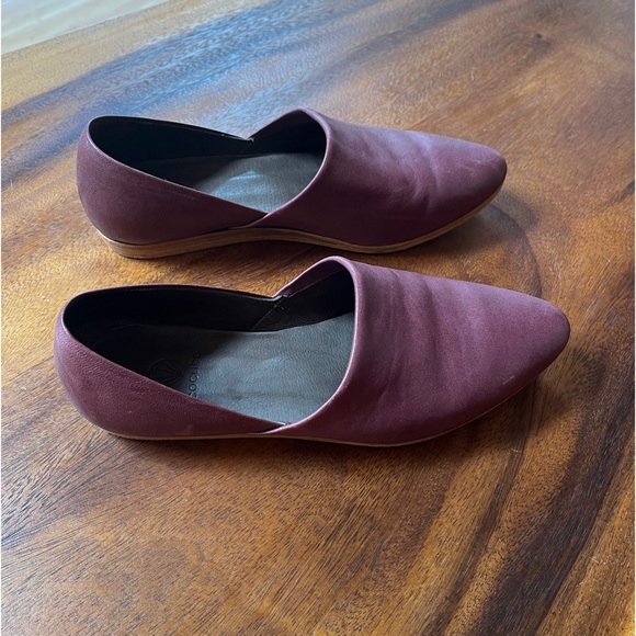 Coclico Padu Flats in burgundy - Picture 2 of 9